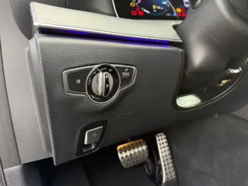E 300 AMG+DISTRONIC+360°KAMERA+AHK+FAHRASSISTENZ