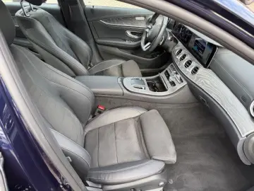 E 300 AMG+DISTRONIC+360°KAMERA+AHK+FAHRASSISTENZ