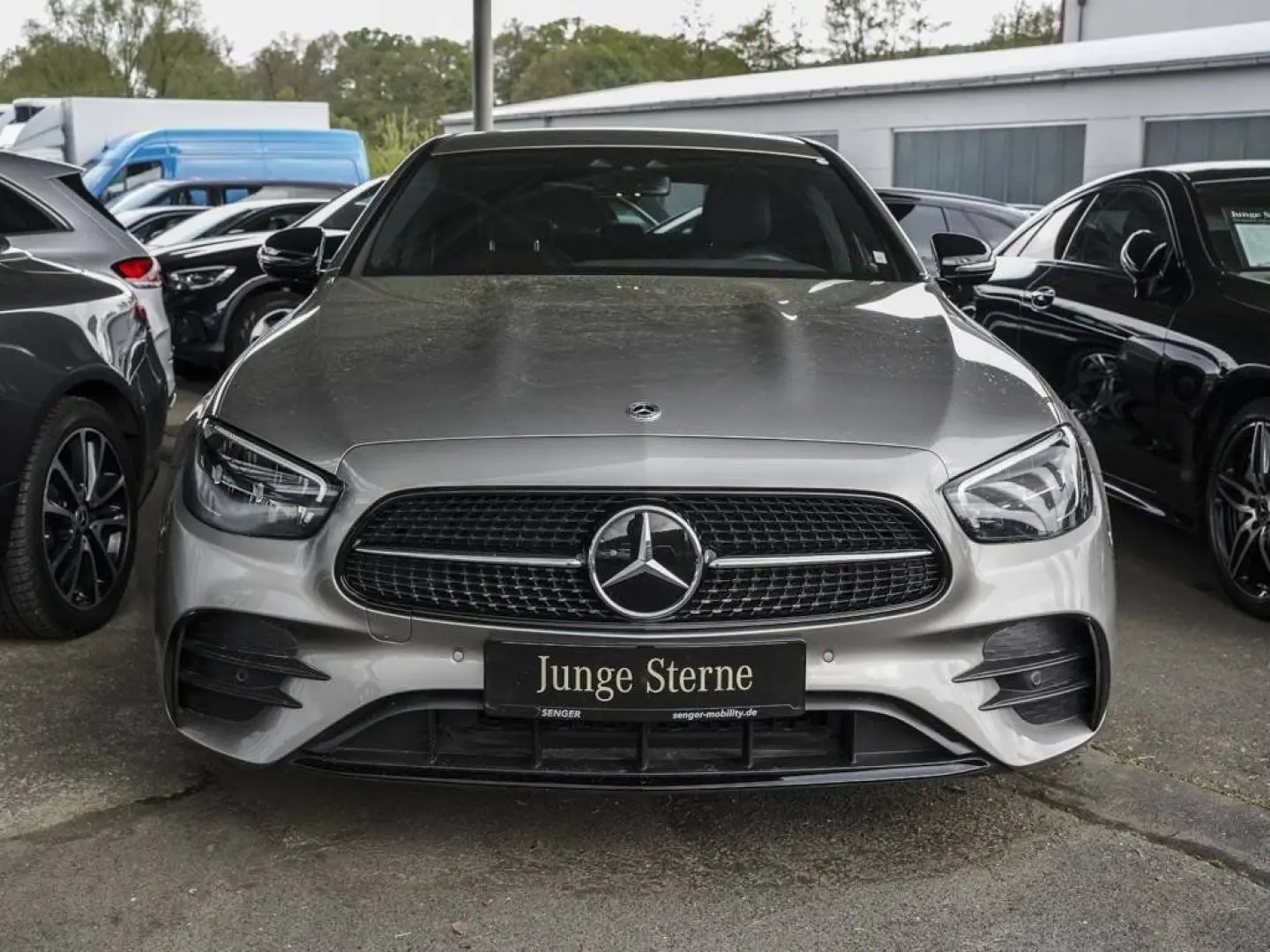 E 220 d AMG Line Night Distronic Kamera LED AHK