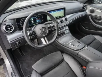 E 220 d AMG Line Night Distronic Kamera LED AHK
