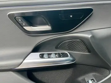 E 200 Limousine AMG Advanced*DISTRONIC*CAM*LED