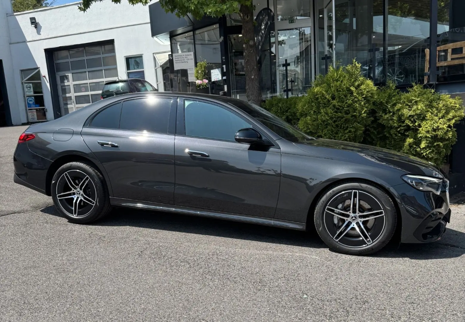 E 200 Lim. E 200 AMG Line Advanced/ Winter-Night