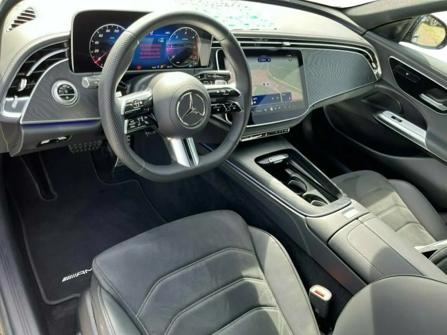 E 220 d AMG Night SpurW W-Paket PDC SHZ LED LM