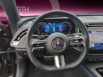 E 200 LIMO AMG NIGHT DIST SPUR KEYLESS CARPLAY