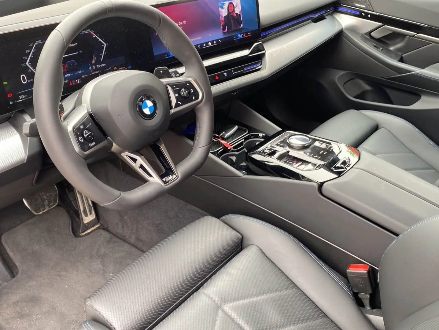 BMW 520 d Touring xDrive M Sport*HeadUp*Pano*