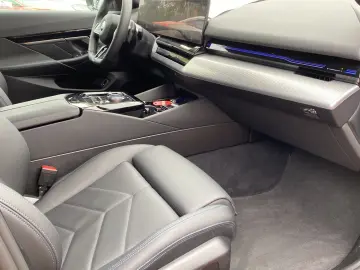 BMW 520 d Touring xDrive M Sport*HeadUp*Pano*