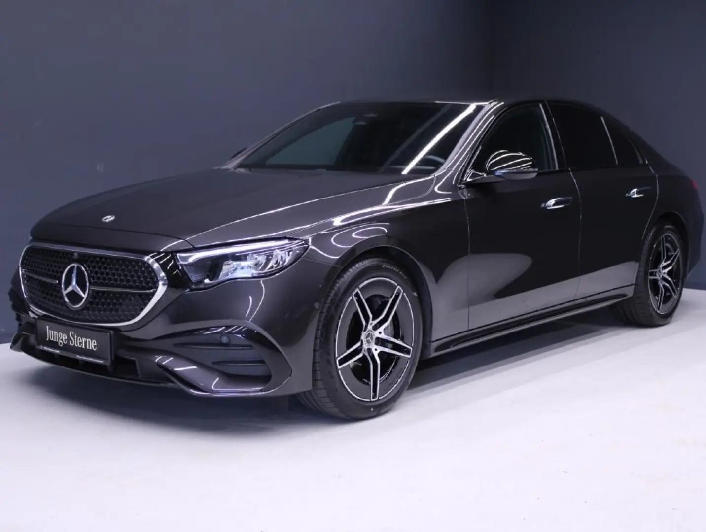 E 220 d AMG+Night+Distronic+Navi+Kamera+MBUX+SHZ