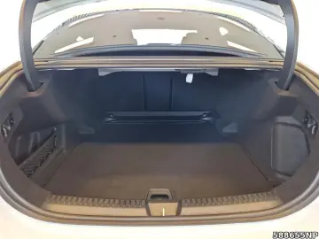 E 220 d AMG  AHK Night Distronic Digital Light