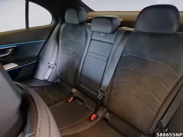 E 220 d AMG  AHK Night Distronic Digital Light