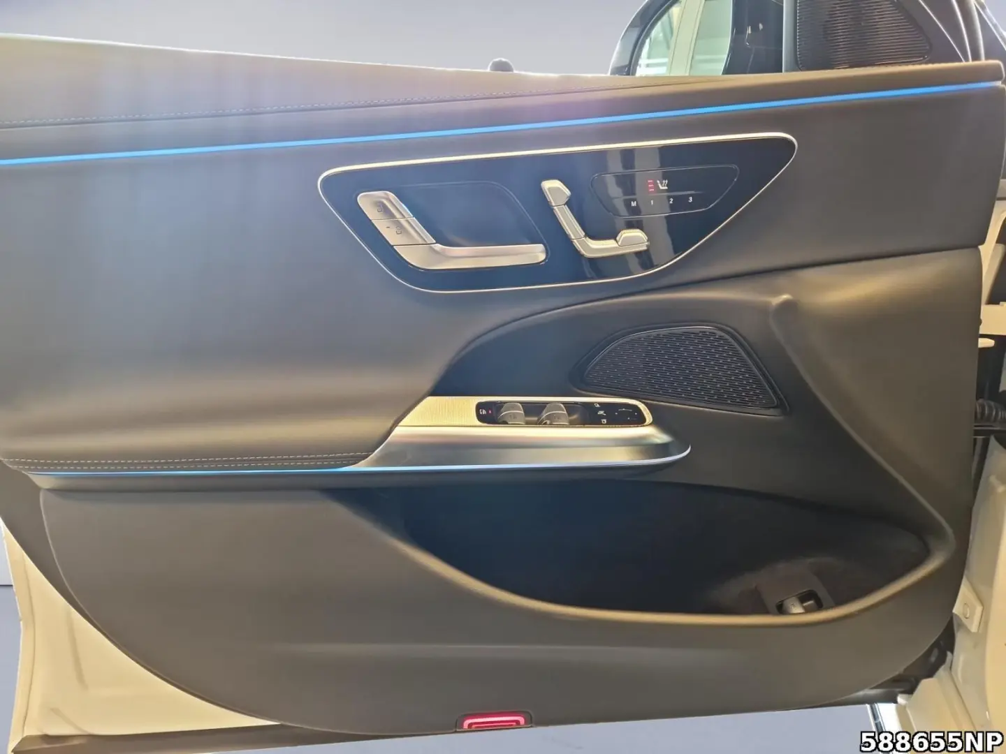 E 220 d AMG  AHK Night Distronic Digital Light