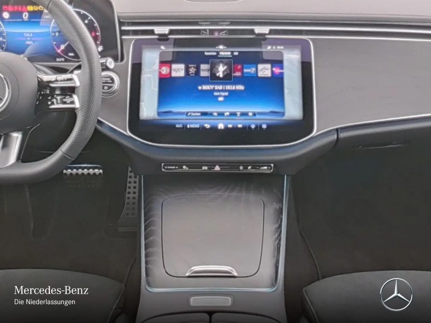 E 220 d/AMG/Adv+/360°/Distronic/DigLight/Memory