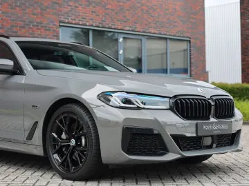 BMW 530e xDrive Touring Msport*HUD*Laser*H/K*