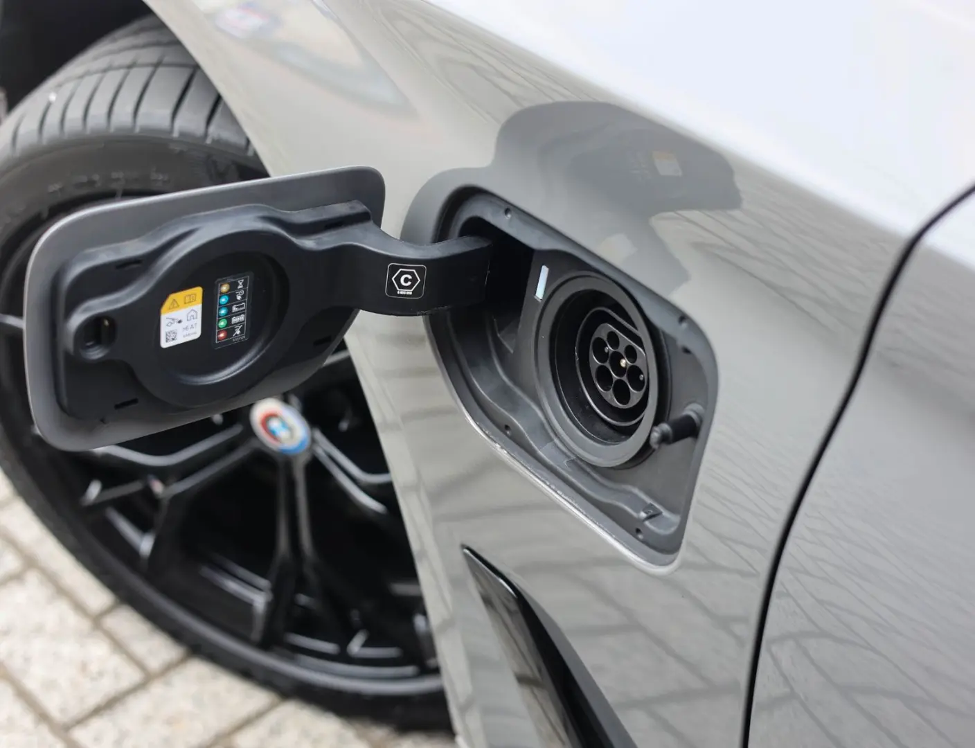 BMW 530e xDrive Touring Msport*HUD*Laser*H/K*