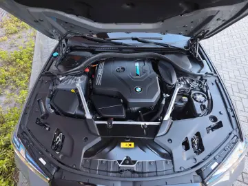 BMW 530e xDrive Touring Msport*HUD*Laser*H/K*