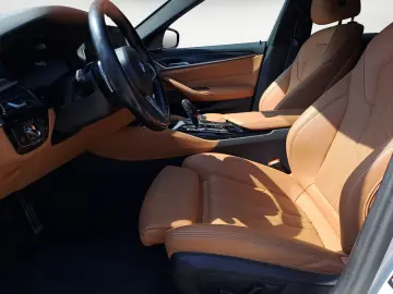 BMW 540d xDrive Touring M Sport Laser Head Up