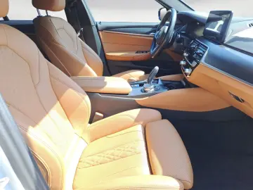 BMW 540d xDrive Touring M Sport Laser Head Up