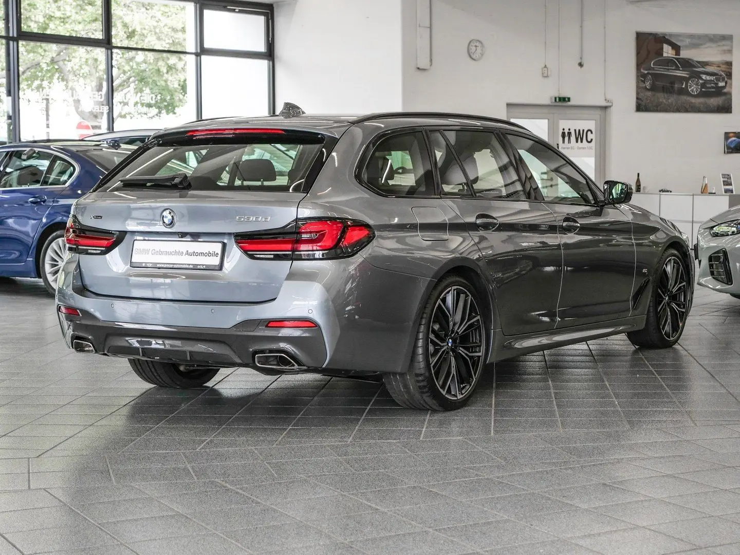 BMW 530d xDrive M-Sport HuD Laser Pano 20