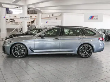 BMW 530d xDrive M-Sport HuD Laser Pano 20