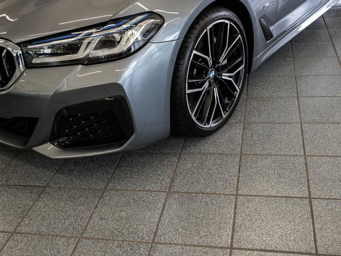 BMW 530d xDrive M-Sport HuD Laser Pano 20