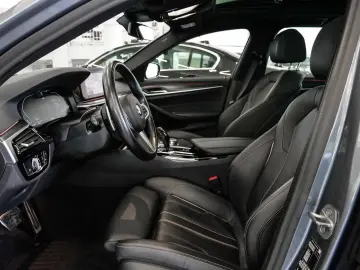 BMW 530d xDrive M-Sport HuD Laser Pano 20