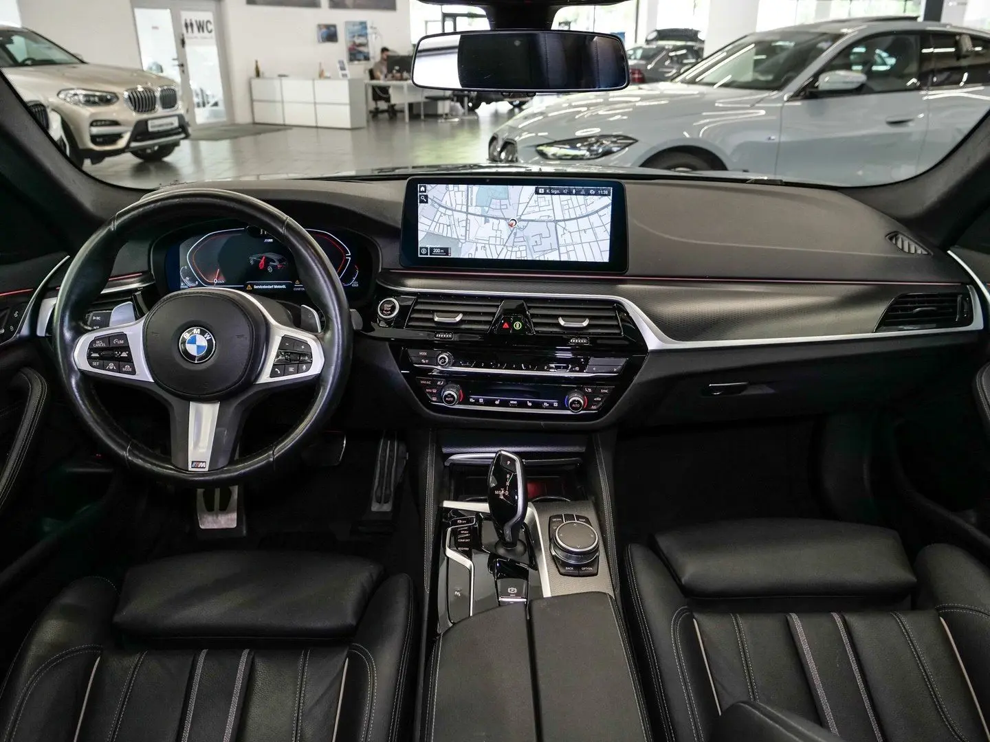 BMW 530d xDrive M-Sport HuD Laser Pano 20