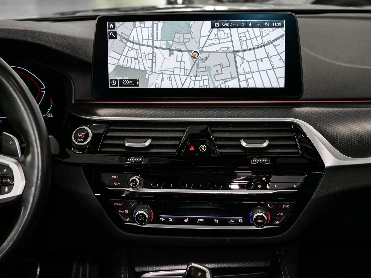 BMW 530d xDrive M-Sport HuD Laser Pano 20