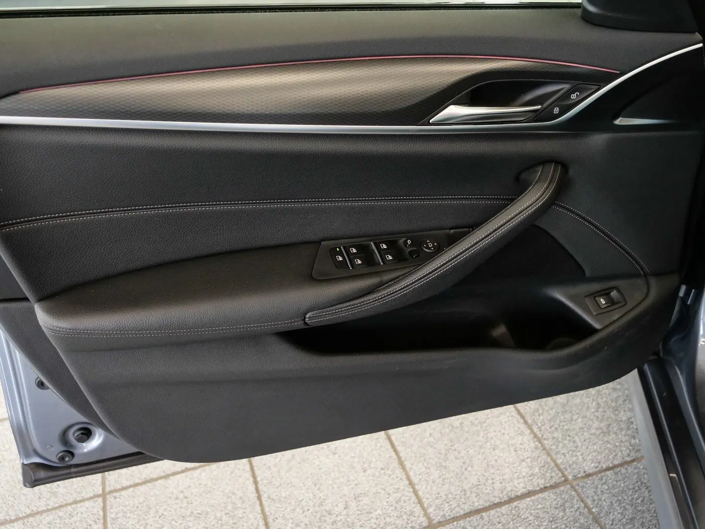 BMW 530d xDrive M-Sport HuD Laser Pano 20