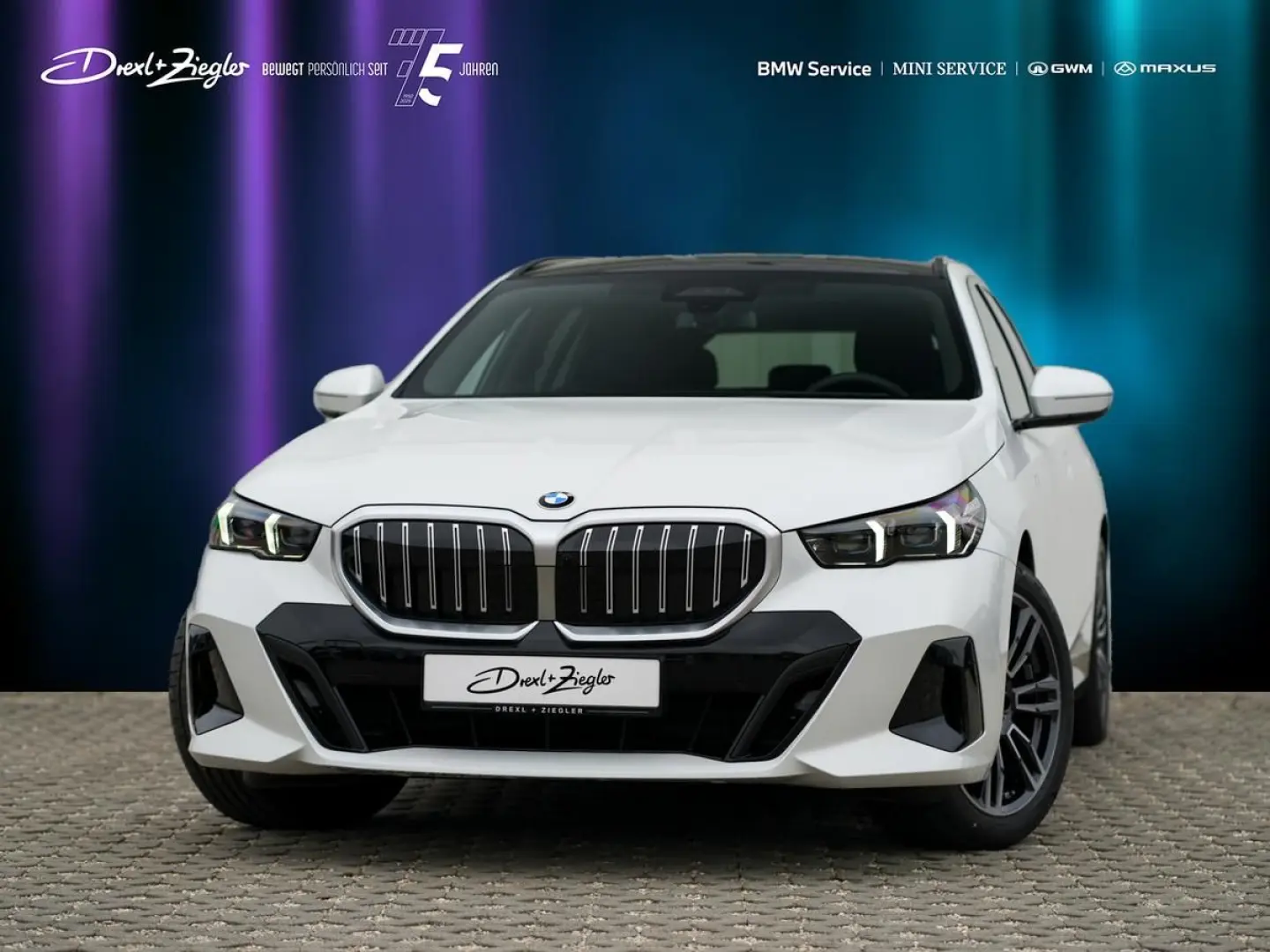 BMW 520d xDrive Touring M Sport  Pano