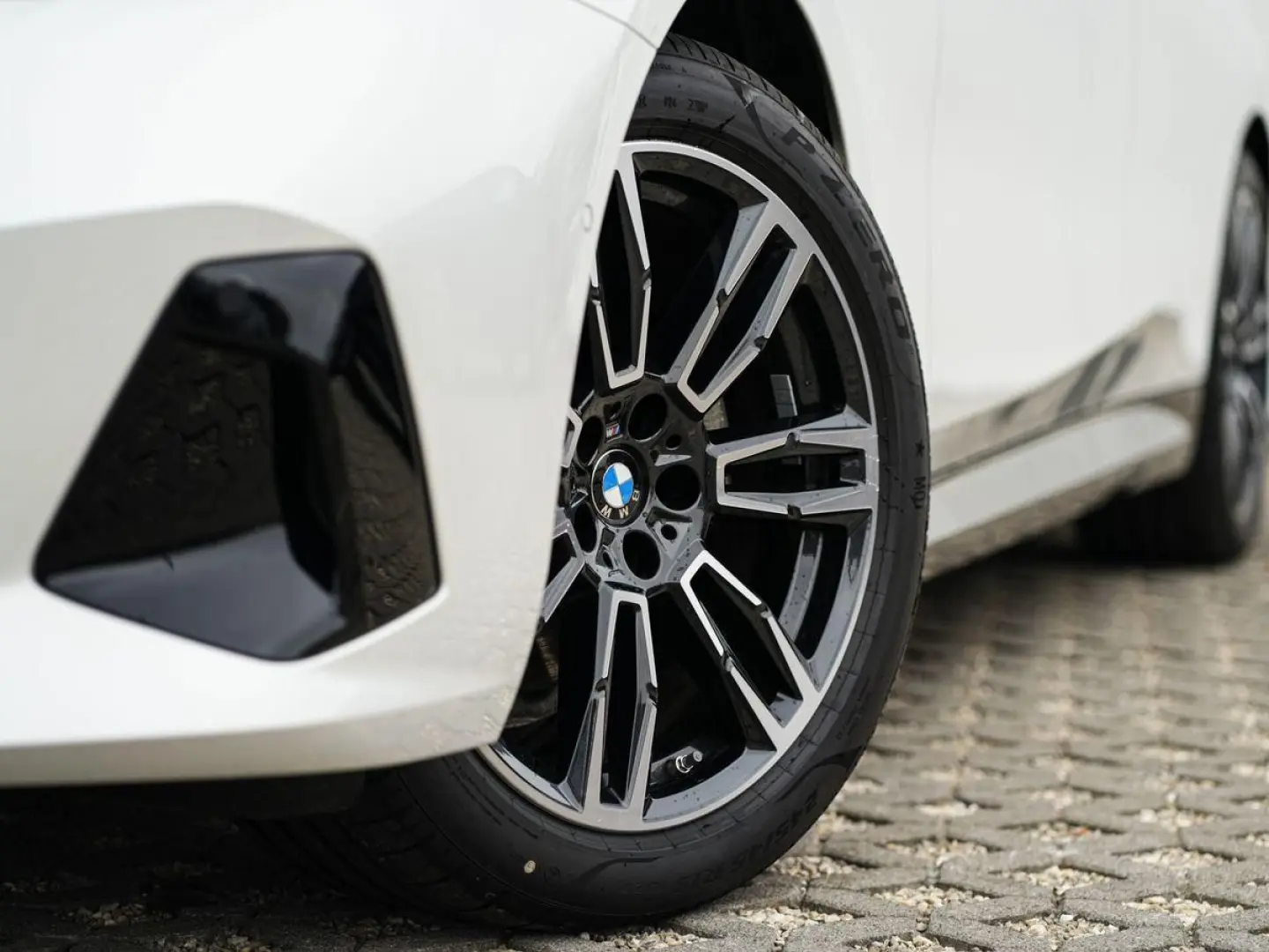 BMW 520d xDrive Touring M Sport  Pano