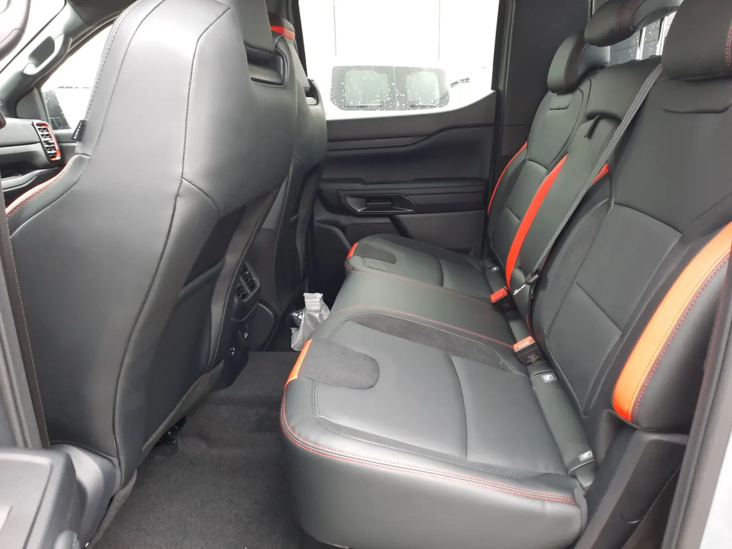 Raptor 3.0l Doka RFK, AHK, PDC, LED