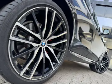 BMW X5 M50i Laser SkyPano Luft. B&W 22