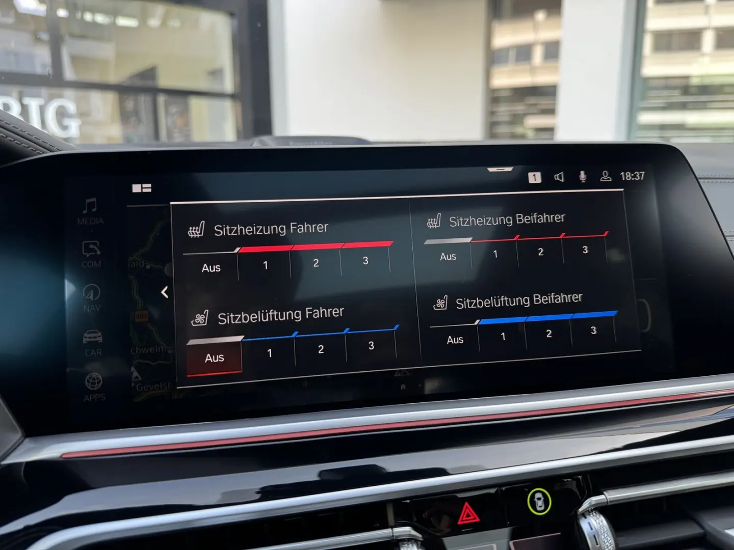 BMW X5 M50i Laser SkyPano Luft. B&W 22