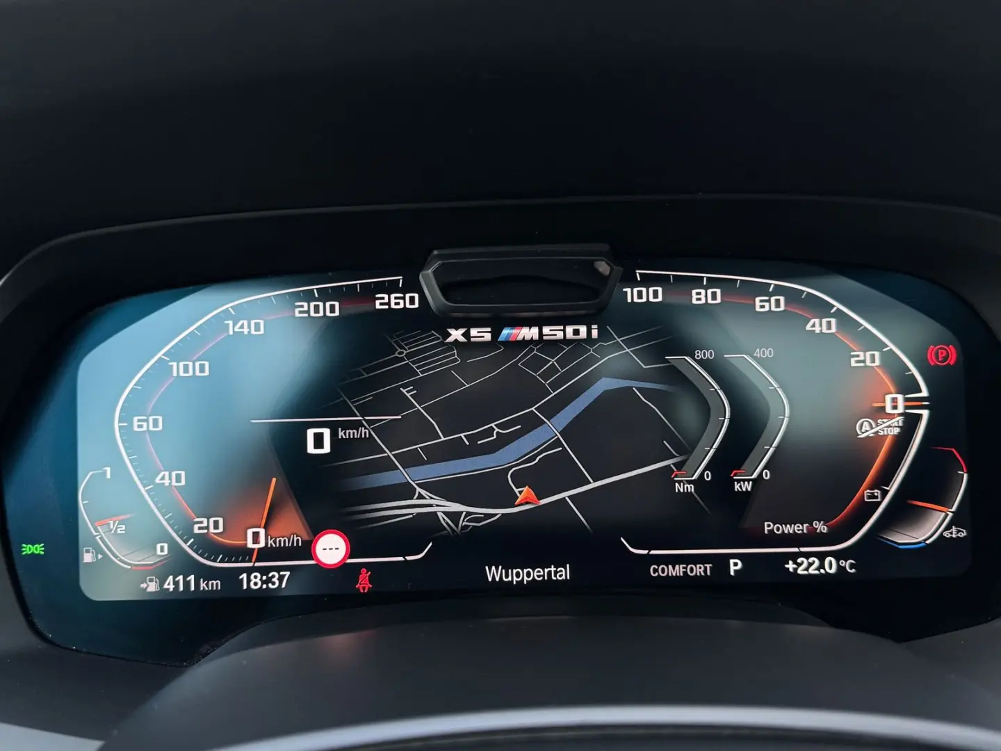 BMW X5 M50i Laser SkyPano Luft. B&W 22