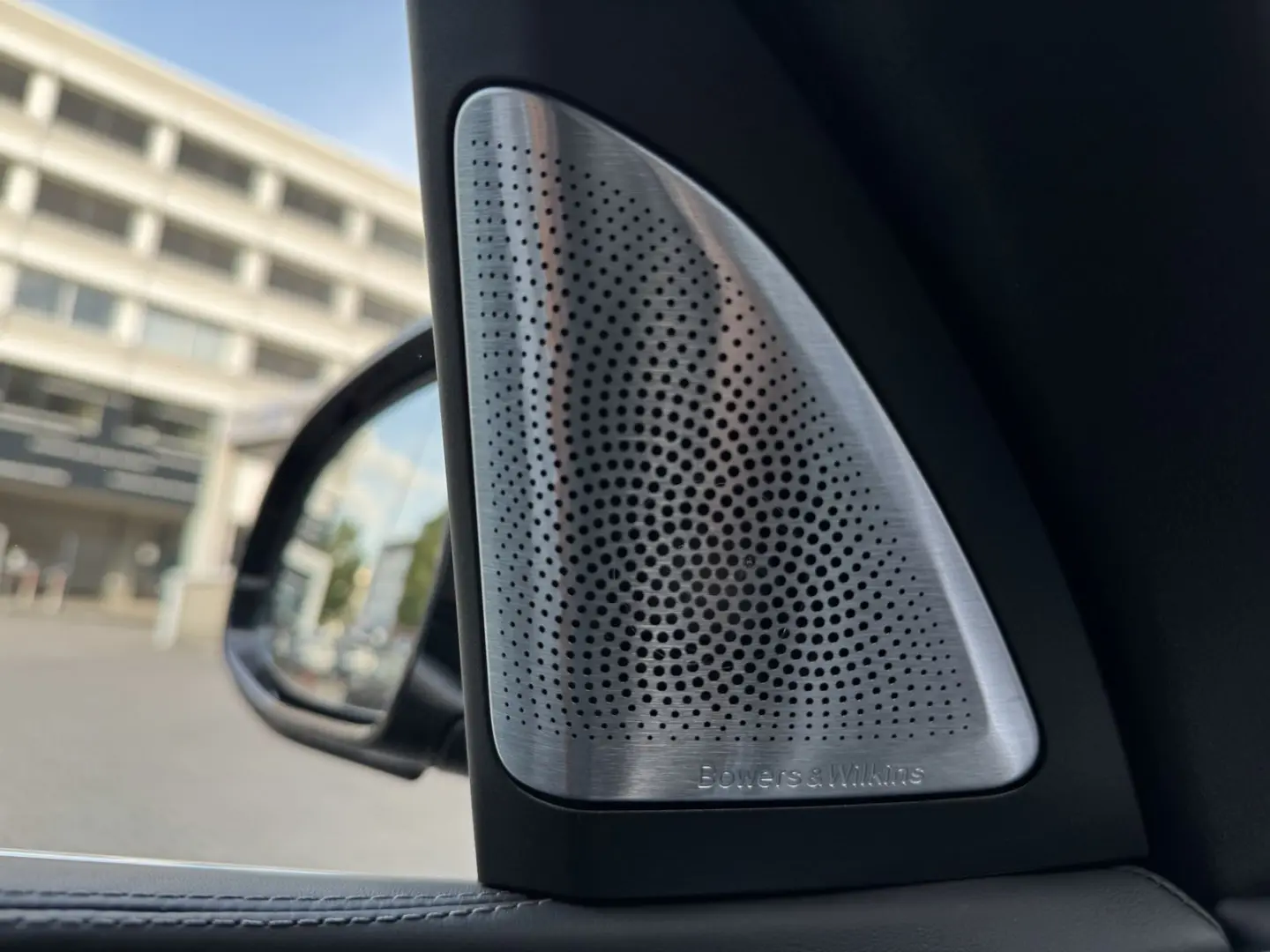 BMW X5 M50i Laser SkyPano Luft. B&W 22
