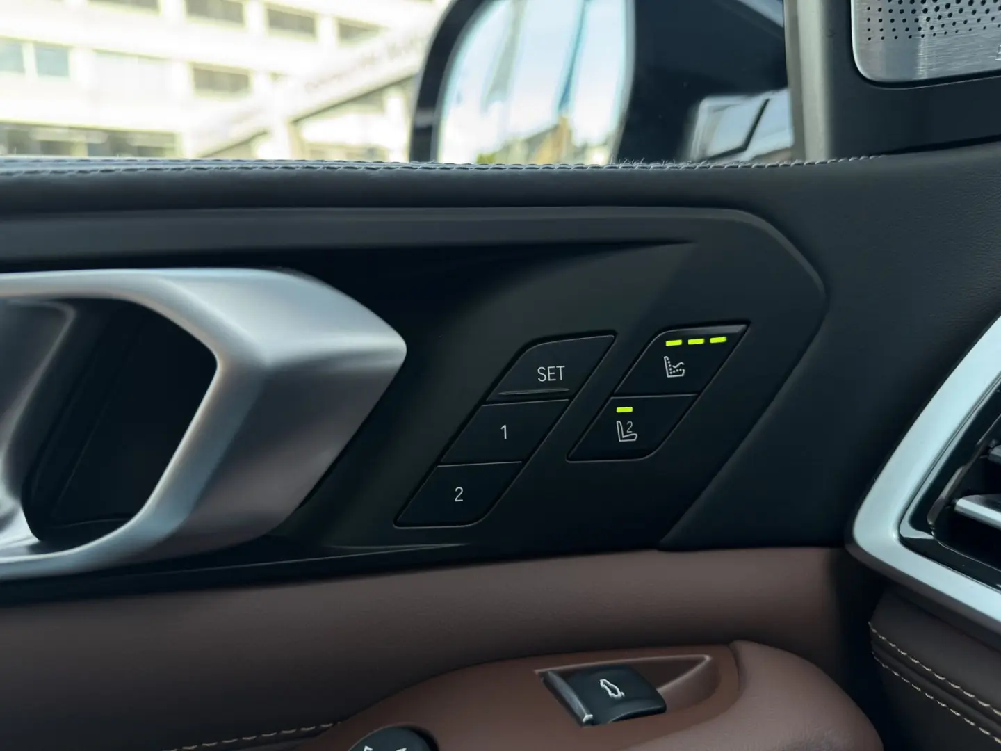 BMW X5 M50i Laser SkyPano Luft. B&W 22