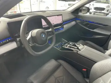 550 e xDrive LED Pano Live Cockpit Prof. ACC H&K