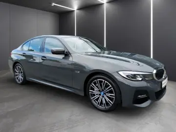 330e Limousine+M SPORTPAKET+HEAD UP+LASER+DR.ASS