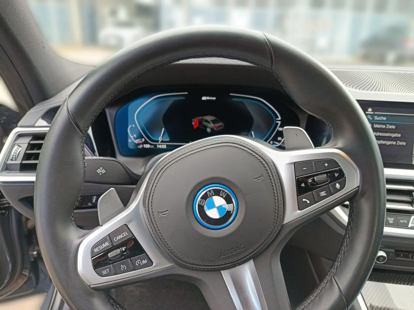 330e Limousine+M SPORTPAKET+HEAD UP+LASER+DR.ASS