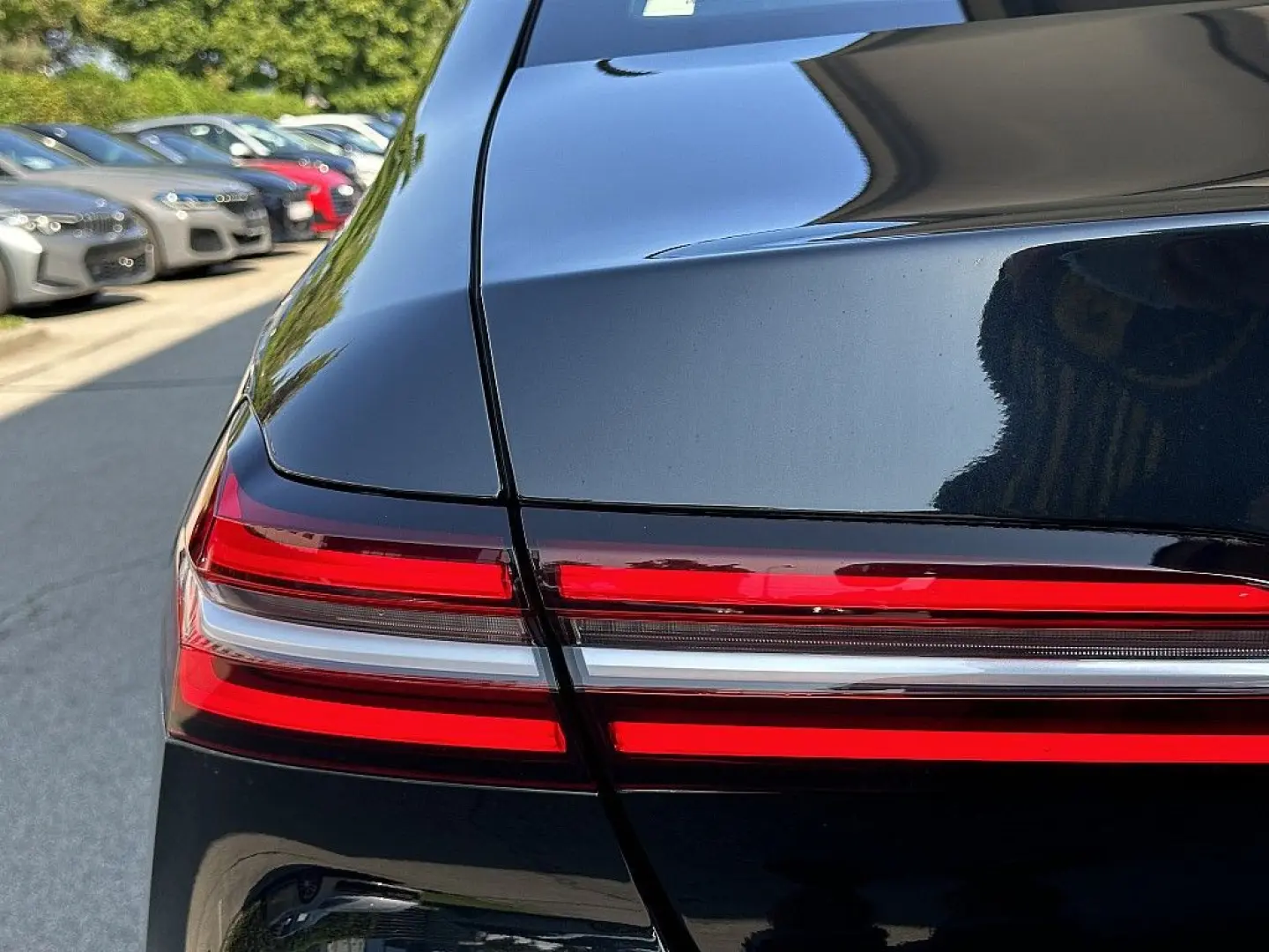 530e PHEV Aut. / AHK / LED / ICONIC SOUNDS EL...