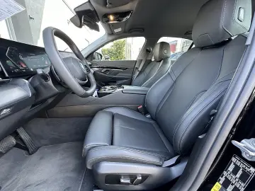 530e PHEV Aut. / AHK / LED / ICONIC SOUNDS EL...