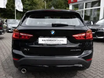 X1 xDrive 25e Advantage