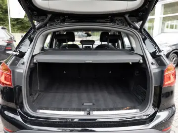 X1 xDrive 25e Advantage