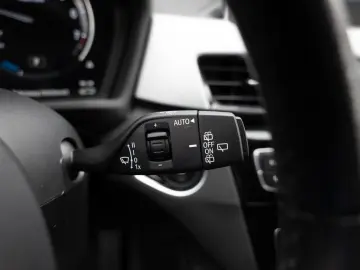 X1 xDrive 25e Advantage