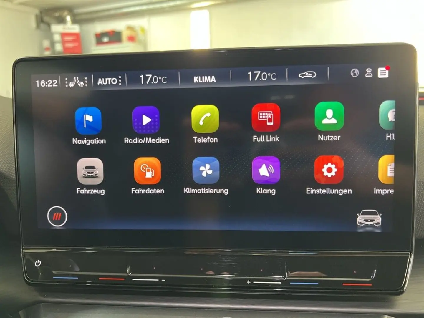 Leon 2.0 TSI DSG VZ *AHK*