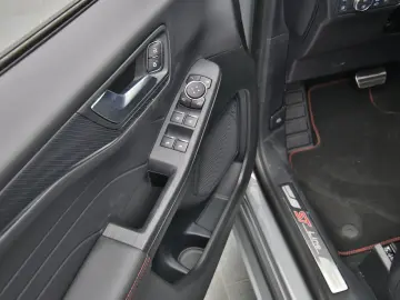 Kuga St-Line X 224PS PHEV/Techno.&Winter-Paket