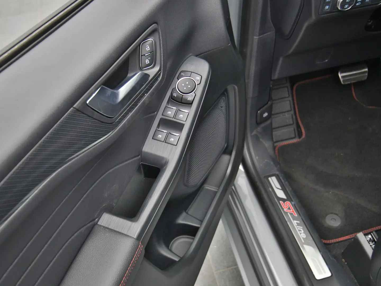 Kuga St-Line X 224PS PHEV/Techno.&Winter-Paket