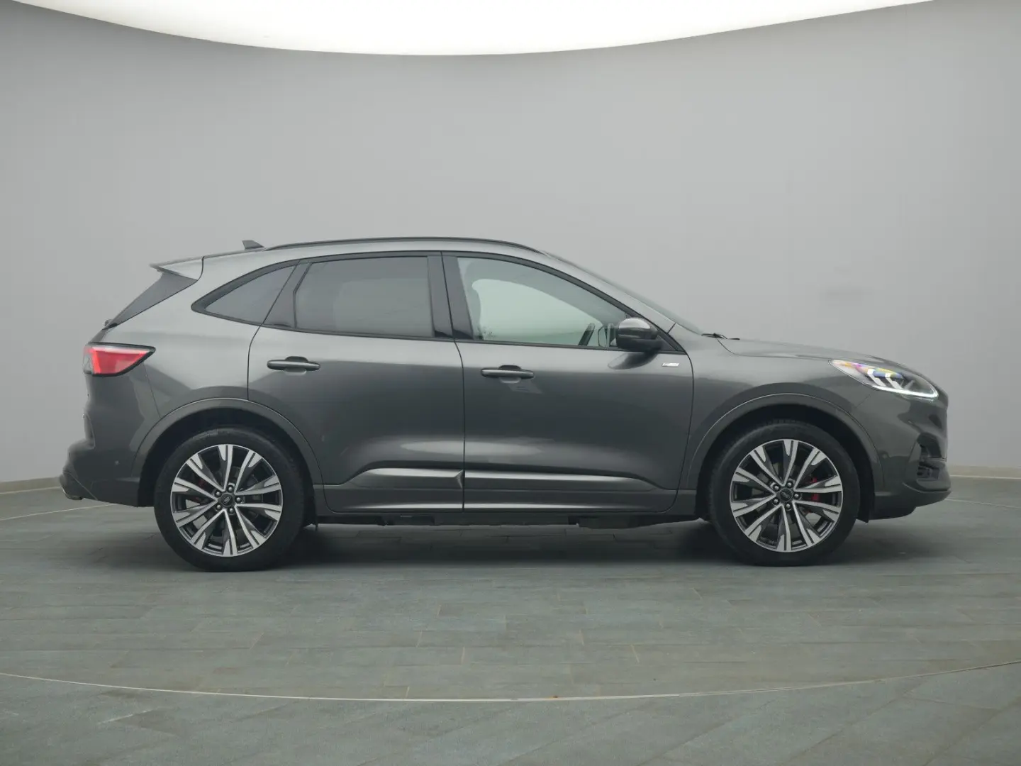 Kuga ST-Line X 224PS PHEV/Pano/Winter&Techno-P.