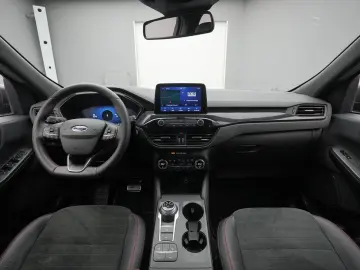 Kuga ST-Line X 224PS PHEV/Pano/Winter&Techno-P.