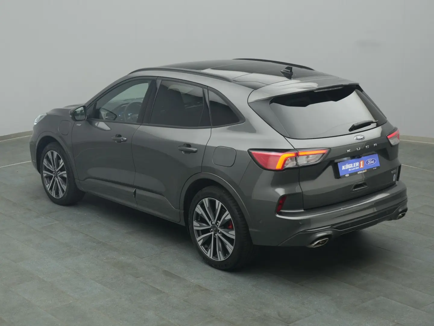 Kuga ST-Line X 224PS PHEV/Pano/Winter&Techno-P.