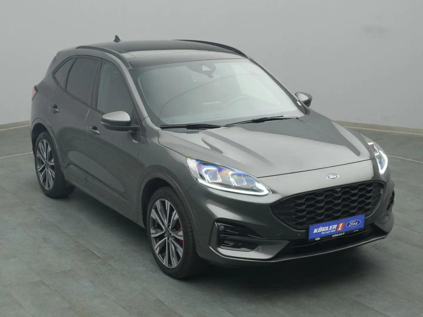 Kuga ST-Line X 224PS PHEV/Pano/Winter&Techno-P.